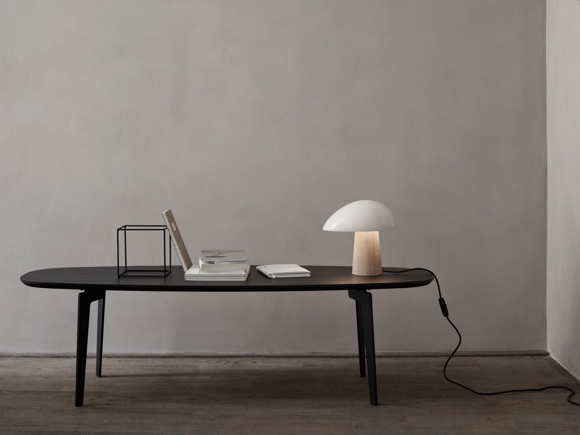 K様专属 FRITZ HANSEN NIGHT OWL TABLE LAMP Night Owl Table lamp Fritz Hansen | Smoke white | FRITZ